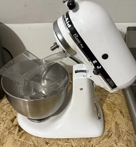 KitchenAid Classic Plus KSM75WH 4,5 qt Miscelatore e attacchi con testa basculante Bianco - Foto 1 di 8