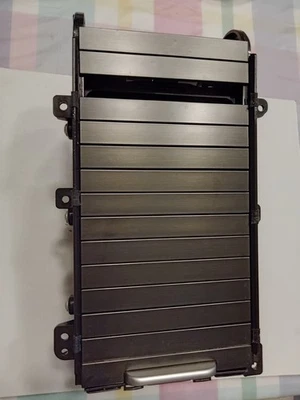 Cubierta superior deslizante portavasos central Acura TL 2009-2014 FABRICANTE DE EQUIPOS ORIGINALES PARA PIEZAS O REPARACIÓN Foto 1 de 4