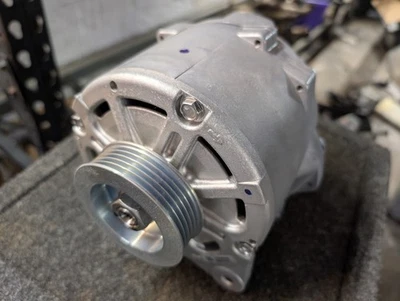 Generador alternador X 190A 58TKM 2007 2008 2009 AUDI S6 4F S8 4E V10 079903021J X Foto 1 de 3