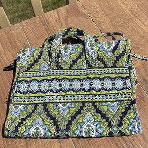 Vera Bradley Vibrant Green and Blue Travel Bag - Picture 1 of 4