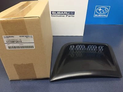 Cubierta de bisel de parachoques luz antiniebla derecha OEM 2008-2014 Subaru Impreza WRX STi OEM Foto 1 de 2