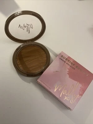 Mally Sunrise Sculpt Ombre Bronzer Shimmer Matte In Shade Deeper Brand New - Image 1 of 4