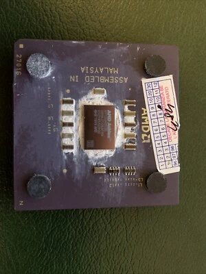 AMD ATHLON 1100 A1100AMS3B 1,10GHz  Socket A 462 AXHA series - Immagine 1 di 2