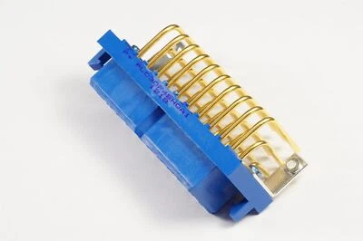 PLC30F4BN0A1 Positronic Board Mount Power Connector Female 30 Pos RA Thru Hole - Image 1 of 3