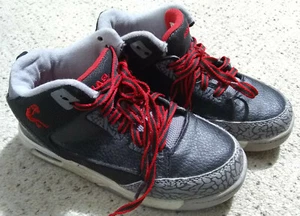 SHAQ **HIGH TOP** Basketball Sneakers YOUTH SIZE 2 Y2 BLACK RED GRAY bysq29ac001 - Picture 1 of 5