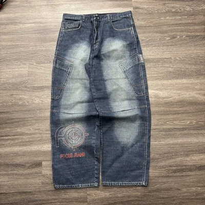 Jeans vintage Focus bordado folgado Y2K JNCO skatista anos 2000 tamanho 38x32 grunge - Imagem 1 de 4
