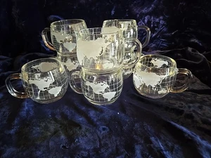 Nestle Etched World Cups Vintage set of 8 - Imagen 1 de 5