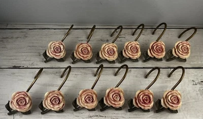 Rosas rosas con hojas verdes ganchos para cortina de ducha vintage, gancho dorado lote de 12 Foto 1 de 3
