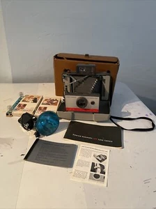 Vtg Polaroid Automatic 104 Instant Film Land Camera Manual Sylvania Bulbs Flash - Picture 1 of 11