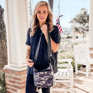 Puffy Messenger - Picture 1 of 5