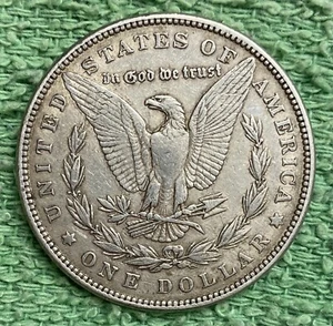 1882  MORGAN SILVER DOLLAR *** NICE CIRCULATED COIN - L@@K AT PICTURES!  #6049 - Picture 1 of 2
