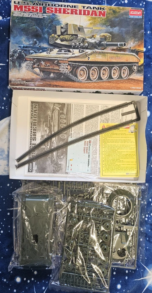 U.S.Airborne Tank M551 SHERIDAN ACADEMY kit 1/35 Vietnam War - Immagine 1 di 1