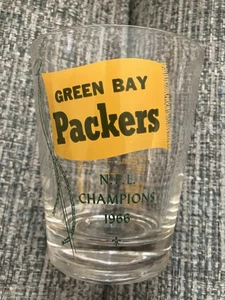 Vintage Green Bay Packers 1966 Super Bowl Champions Glasses - Picture 1 of 2