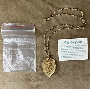 24K Gold Dipped Genuine Leaf Necklace~ Nature's Jewelry Unique 24" Chain - Picture 1 of 7