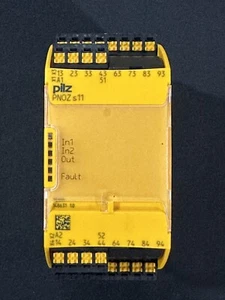 Pilz Safety Relay 751111 PN0Zs11c Ships From USA - Picture 1 of 2