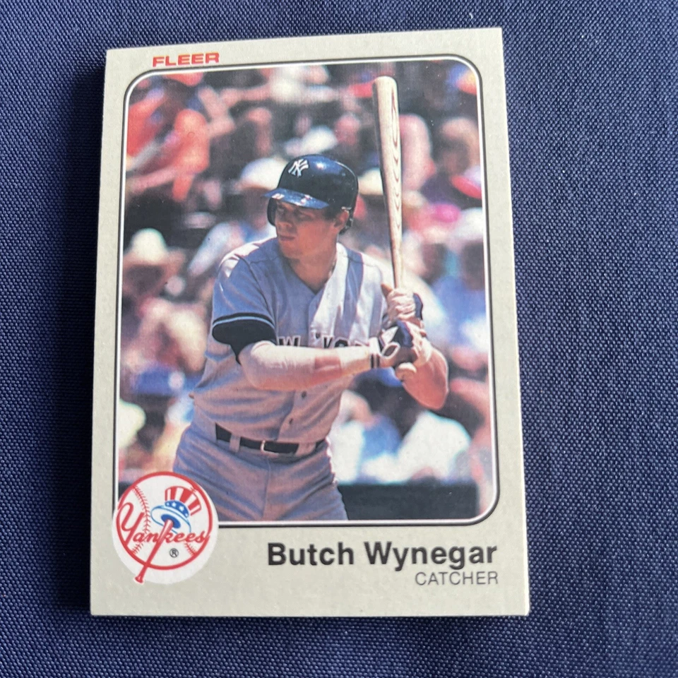1983 Fleer New York Yankees Baseball Card #399 Butch Wynegar - Image 1 of 1