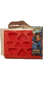 SUPERMAN SILICONE ICE TRAY SET KOTOBUKIYA - Picture 1 of 3