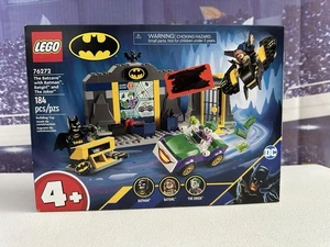 LEGO Super Heroes: DC The Batcave with Batman Batgirl and the Joker 76272 Blocks - Picture 1 of 9