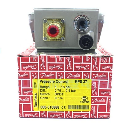 DANFOSS KPS37 060-310666 Pressure Switch New - Image 1 of 4