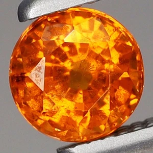 Piedra preciosa granate espesartita naranja natural redonda de 4,5 mm de ancho 0,62 quilates Namibia, África - Imagen 1 de 4