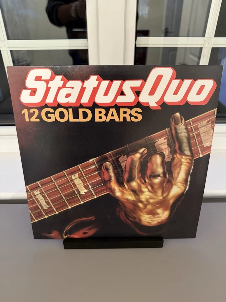 Status Quo 12 Gold Bars Vinyl LP Like New Condition - Image 1 of 3