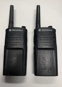 2 radio UHF Motorola RMU2040BHLAA nere a 4 canali - non testate, per PARTI DI RICAMBIO - Foto 1 di 11