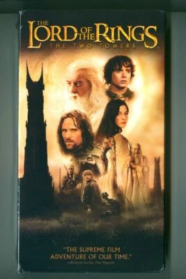 LORD of the RINGS The TWO TOWERS! New VHS Movie! Elijah WOOD! Ian McKELLEN! LOTR — 第 1/2 张图片