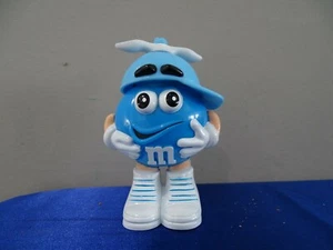 M&M's Minis Osterfiguren - blau mit blauem Hasenohr Spinner Hut I3 - Bild 1 von 3