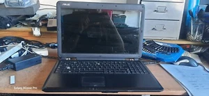 E-machines D620 laptop AMD Athlon - power light flashes but won't boot up -(418) - Picture 1 of 14