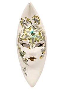 Handwerklich signierte venezianische Maske Miniatur handbemalt Porzellan Biskuit Wanddeko - Bild 1 von 22