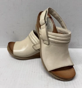 ZAPATOS DE CUÑA PARA MUJER MIZ MOOZ SIN CORDONES PUNTA ABIERTA BEIGE 37EU / 7US # A-07 - Imagen 1 de 4