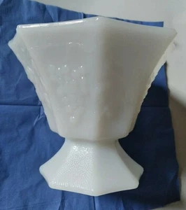 Vintage OPAQUE Milk Glass Pedestal Octagon Fruit Bowl GRAPES And Grape Leaves - Picture 1 of 11