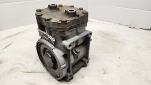 OEM Ferrari 308 QV AC compressor - Picture 1 of 13