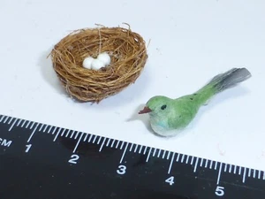 Accesorio de jardín 1:12 hecho a mano pájaro con nido y huevos b9 - Imagen 1 de 2
