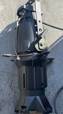 ETC Source Four  Ellipsoidal 575W  26 degree  - Image 1 of 4