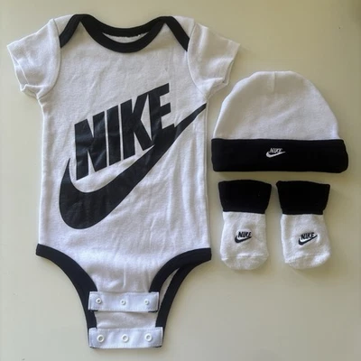 Nike Infant Outfit Baby Gift Set 6-12 Months White Black Bodysuit Hat Socks - Image 1 of 4