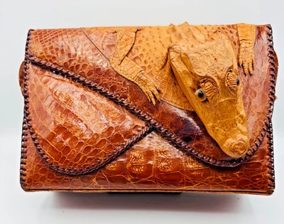 Bolso de mano de cocodrilo genuino vintage de los años 40 con cabeza tiene daños/necesita reparación Foto 1 de 4