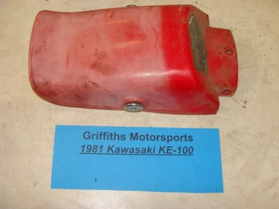 Kawasaki Ke100 Enduro 1981 guardabarros trasero de plástico rojo OEM guardabarros original Foto 1 de 4