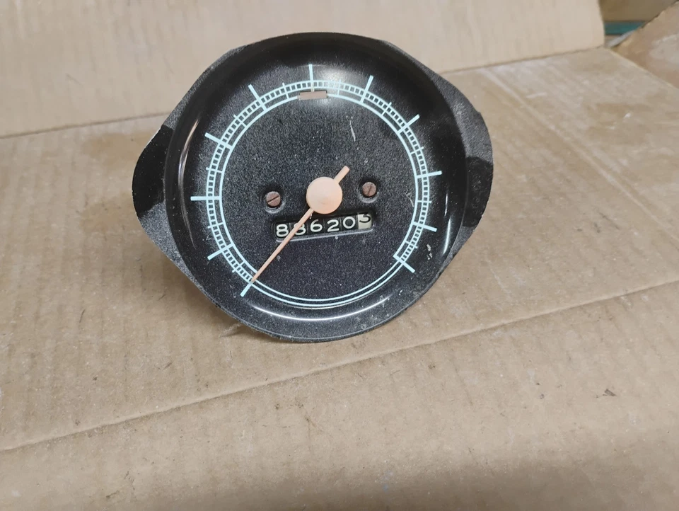 Chevy C10 K10 1967-72 camión velocímetro calibre de cabeza OEM original GM Foto 1 de 4