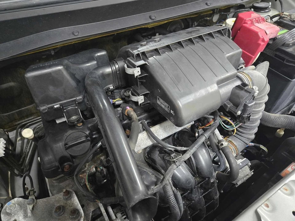 Filtro de aire Mitsubishi Mirage 2014-2020 1,2 L *montaje completo* OEM 1500A404 Foto 1 de 1