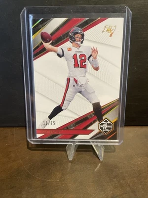 TOM BRADY 2021 PANINI LIMITED FOCO DE FÚTBOL DORADO/75 #82 Buccaneers Foto 1 de 3