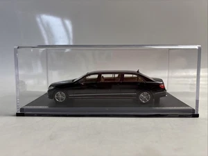 GLM Binz W212 Lang 1/43 Minicar Diecast Limousine 139/299 - Picture 1 of 6