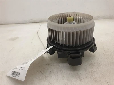 Lexus ES300H 2013 2,5 L AC soplador motor montaje  Foto 1 de 4