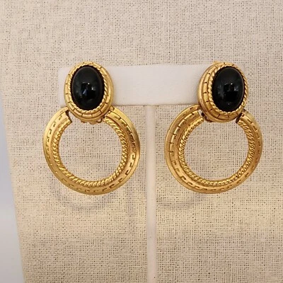 Brincos antigos Oscar De La Renta cabochão de vidro preto com clipe de ouro fosco - Imagem 1 de 4