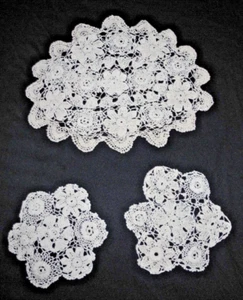 VTG 1950s 3 SET ECRU FINE CROCHET OVAL/ROUND DOILIES RAISED FLOWERS BOHO CHIC - Picture 1 of 2