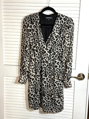 Vestido Pompous Studio Estampado Leopardo Cuello en V Talla 4 Mujer Usado en Excelente Condición Foto 1 de 4