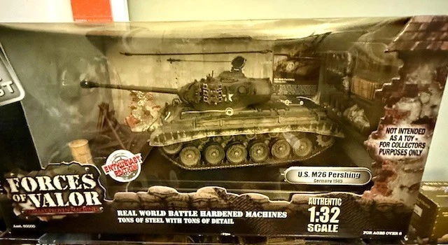 Unimax 1/32 Forces of Valor US M26 Pershing Germany 1945 80016