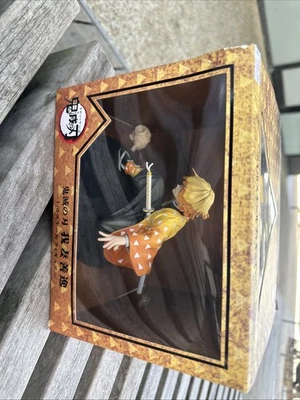 Aniplex Demon Slayer Zenitsu Agatsuma 1/8 Scale Figure NEW Japan FASTSHIP FedEx - Image 1 of 2