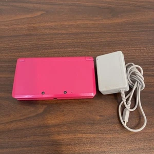 3809 Nintendo 3DS Gloss Pink Very Good - Picture 1 of 12