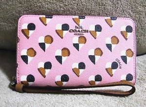 Neu mit Etikett Coach rosa weißes Herz Design Geldbörse aus Canvas & braunem Leder mit Reißverschluss - Bild 1 von 7